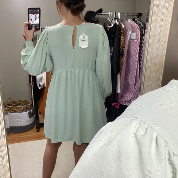 Babydoll mint green dress - Picture 3 of 6